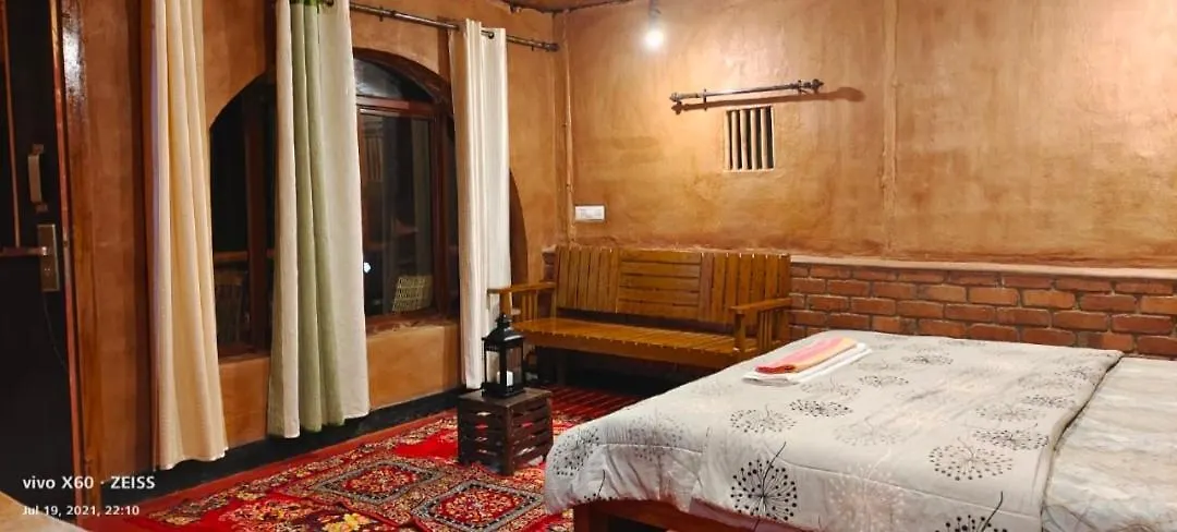 Angels Nest Home Stay 2 Acra Private Plantation Mountain Area Balconey Sunrice View Nearby Ngarhole Wild Life , Tholpetty Wild Life , Pakshipathalam Bird Santuary , Kuruva Island # Thirunelly & Thrissilery Temple Near By Secure Stay Wayanad Kerala Chegāt 팜스테이