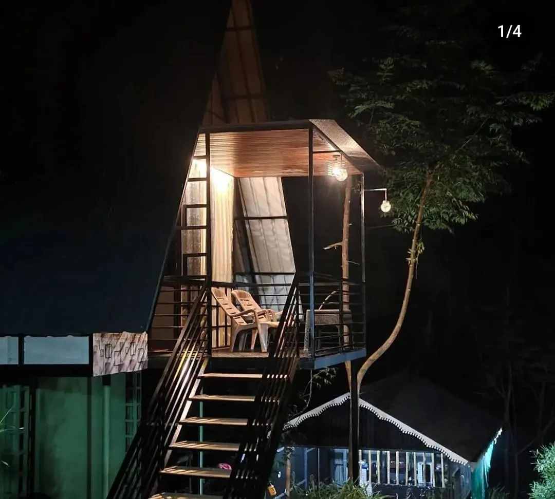 Angels Nest Home Stay 2 Acra Private Plantation Mountain Area Balconey Sunrice View Nearby Ngarhole Wild Life , Tholpetty Wild Life , Pakshipathalam Bird Santuary , Kuruva Island # Thirunelly & Thrissilery Temple Near By Secure Stay Wayanad Kerala Chegāt 팜스테이